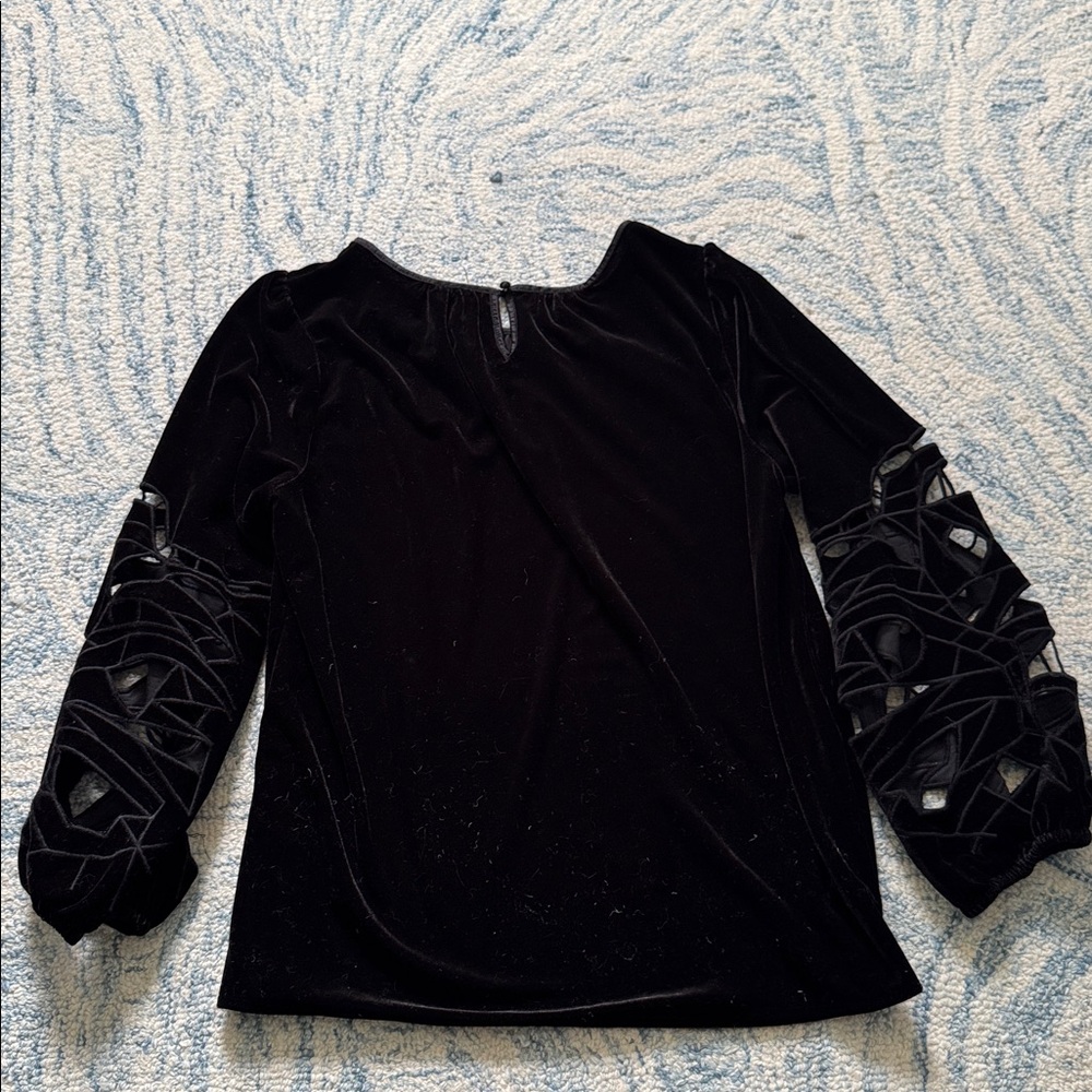Joie Women Medium Black Velvet Cut Out structured Sleeves Boho Chic Top Blouse L - Picture 7 of 7